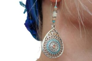 ✿ MARAVILLOSAS GOTAS CRISTAL DE ESMALTE DE MANDALA BOHO ETHNO ✿ Pendientes de madera de coco en ganchos largos de riñón