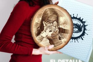 Rodaja de Madera con Tu Foto | Regalo original Personalizado | Detalle Aniversario parejas | Lienzo Madera personalizado láser | Regalo para Día del Padre | Regalos para Mujer, Hombres.. (27 Cm)